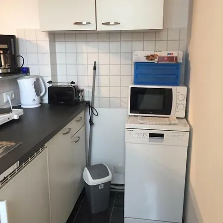 Kolner Ferienwohnung Nahe Messe Apartment *